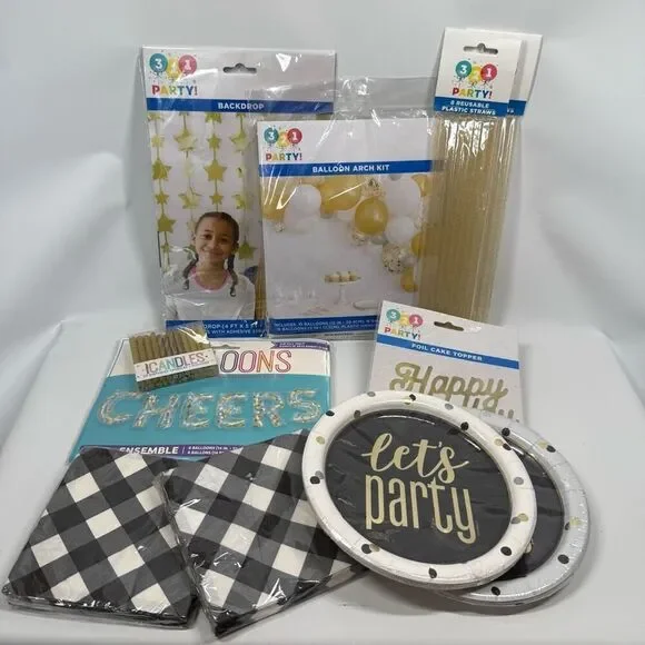D13  Party City Party Decorations- 11 piece Let's party cheers birthday party d