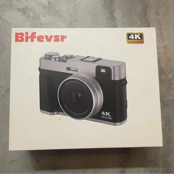 4K Ultra HD Digital Camera - Black and Silver
