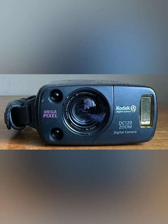 Kodak Digital Science DC120 Zoom CCD 1.2MP 3x Optical Zoom Digital Camera