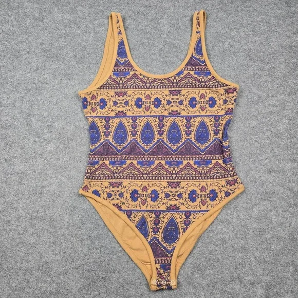 Intimately Free People Bodysuit Womens L Multi Floral Scoop Neck Snap Crotch