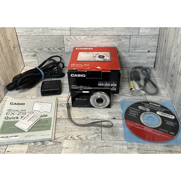 Casio EX-ZS10 Exilim 14.1 MP Digital Camera HD Movie 26MM FOR PARTS - AS IS