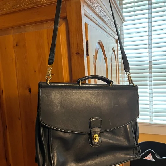 Vintage. Coach 1990s Beekman cowhide briefcase
