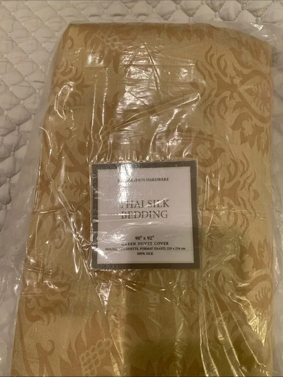 Restoration Hardware Silk Damask Queen Duvet Cover- Gold