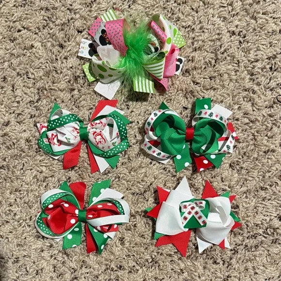 Girls 5 Christmas bows top bow is a custom Micky and Minnie Christmas bow