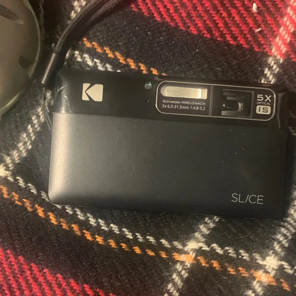 Kodak SLICE Camera in Black
