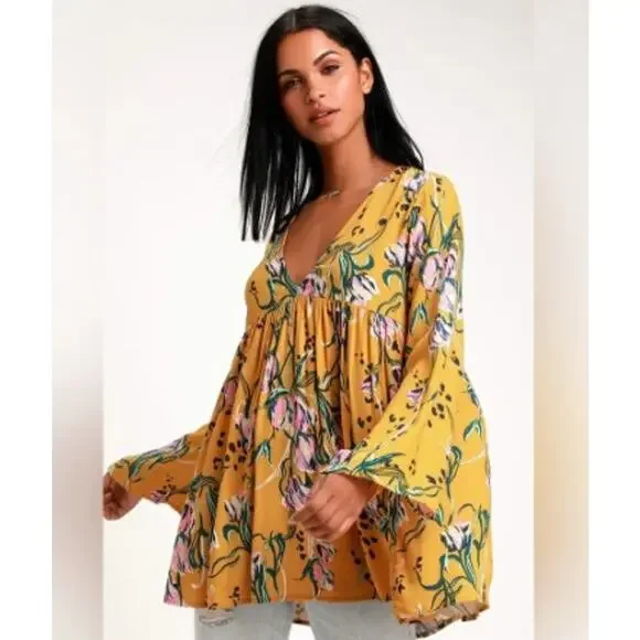 Free People Bella Golden Yellow Floral Print Spring Tunic Blouse sz M Boho