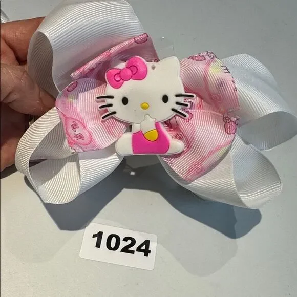 1024 White Color Hello Kitty Hair Bow Alligator Clip