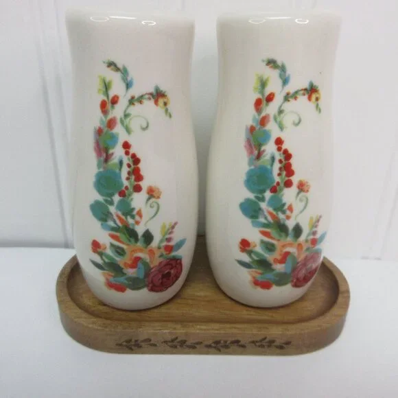 Pioneer Woman Painted Meadow Salt Shakers Acacia Wood Base Floral White