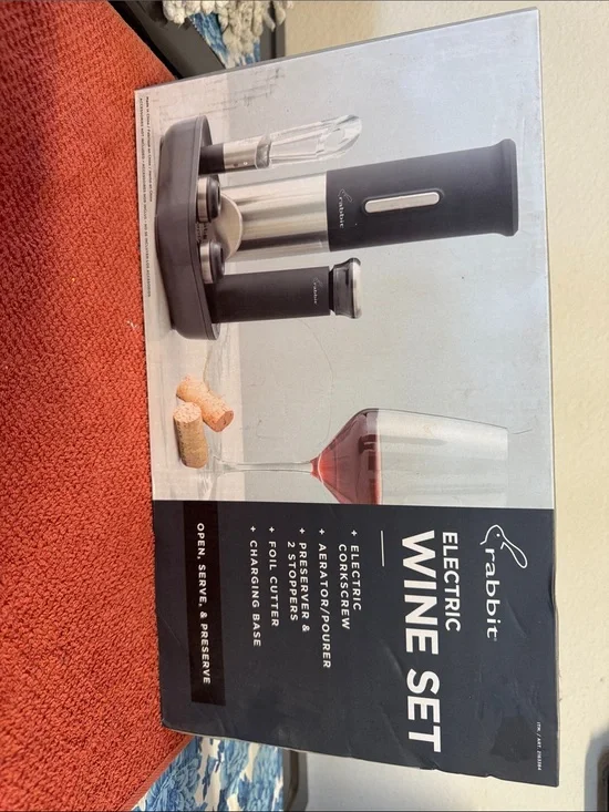 Rabbit Electric Wine Set - Black