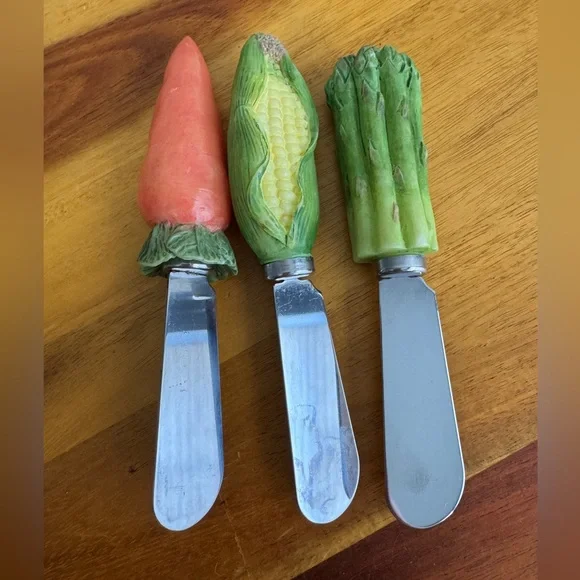 Boston Warehouse Corn Asparagus Carrot spreaders