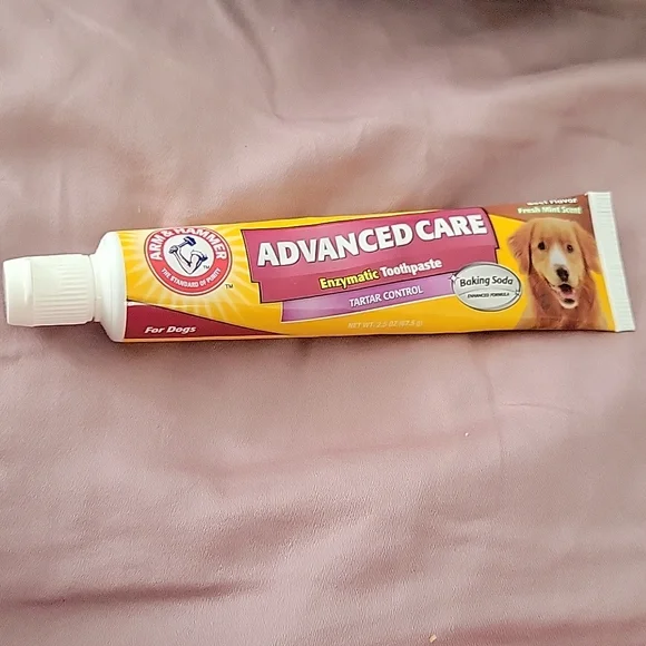 NWOT ARM&HAMMERDog toothpaste