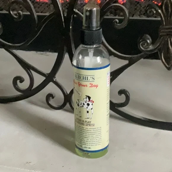 Kiehl's For Your Dog spray n Play Cleansing spritz used