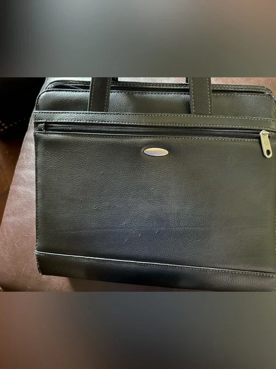 Samsonite Black Leather Briefcase Tote -