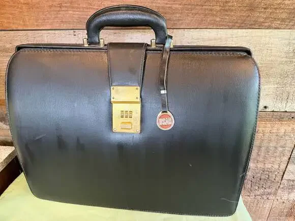 Vintage USAR Genuine Leather Briefcase with Prestolock