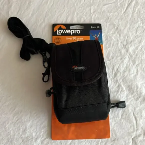 Lowepro Rezo 50 Digital Camera Bag with Shoulder Strap and Belt Loop NWT