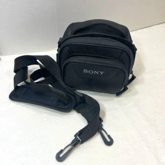 Sony Soft Camcorder/Camera Carrying Case w/Adj Strap & Handle Black 6x4x5