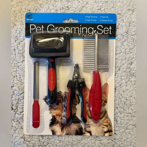 Duke & Tiny Pet Grooming Set New.