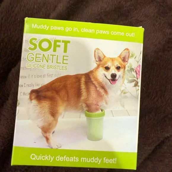 Soft Gentle Silicone Dog Paw Cleaner - Green