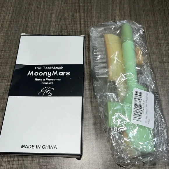 MoonyMars Pet Toothbrush Set and dog/cat comb