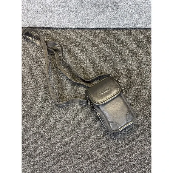 Hi-Pro~Black Padded Leather Camera Carry Bag with Shoulder‎ Strap