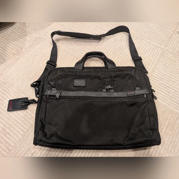 TUMI Alpha Compact Large Screen Laptop Brief Bag | Black Nylon