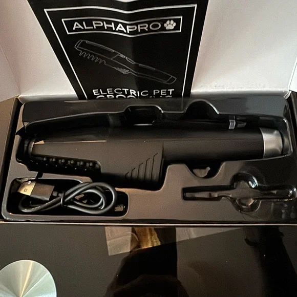 AlphaPro Electric Pet Grooming Tool
