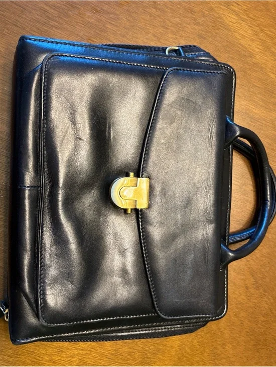 Franklin Covey Black Leather Briefcase with Gold-Tone Clasp