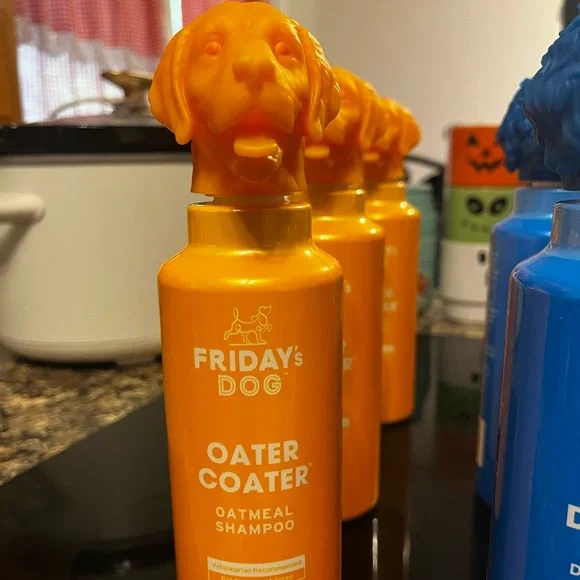 Friday's Dog Oater Coater Oatmeal Shampoo