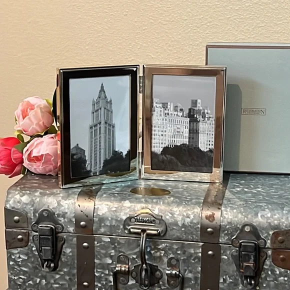 Restoration Hardware 4 x 6 Silver Double Hinged Picture Frame NEW