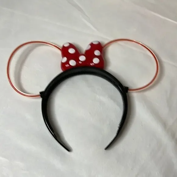 Disney Park Red Lite Up Minnie‎ Ears