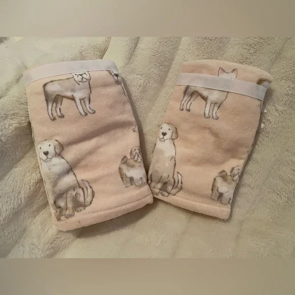 New with Tags Puppy Dog Towel Set
