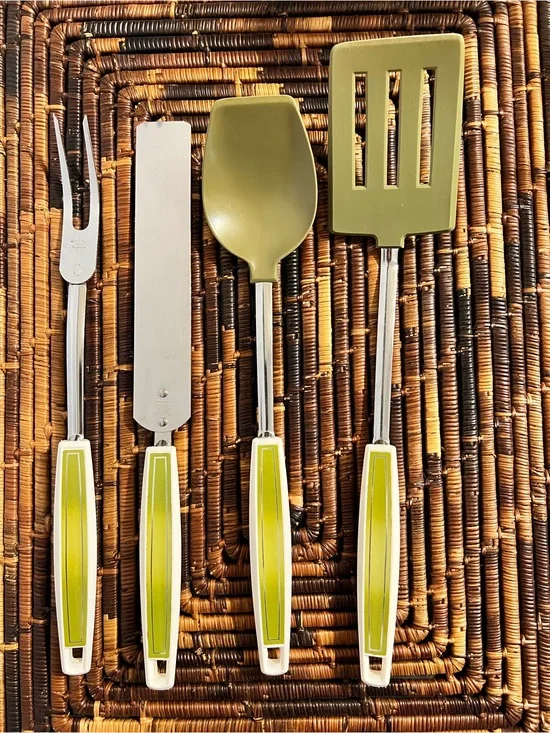 Ekco Nylon Plastic Olive Green Kitchen Utensils