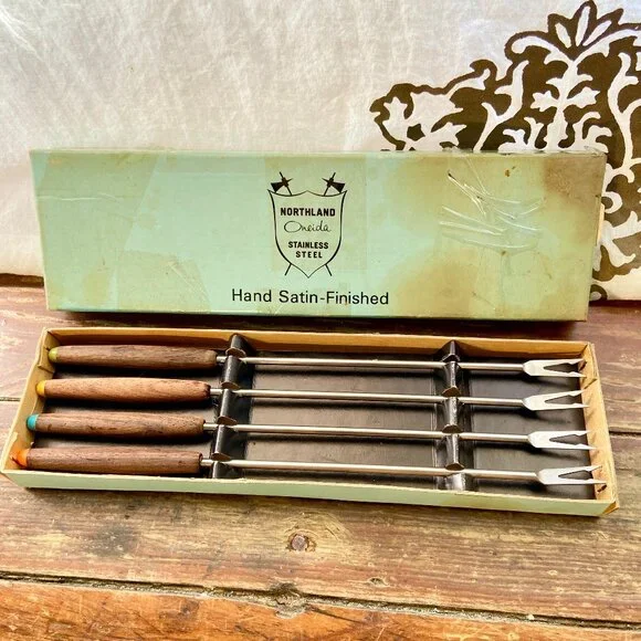 Vintage 60s 4 Northland ONEIDA Stainless Steel Hand Satin Finished Fondue Forks