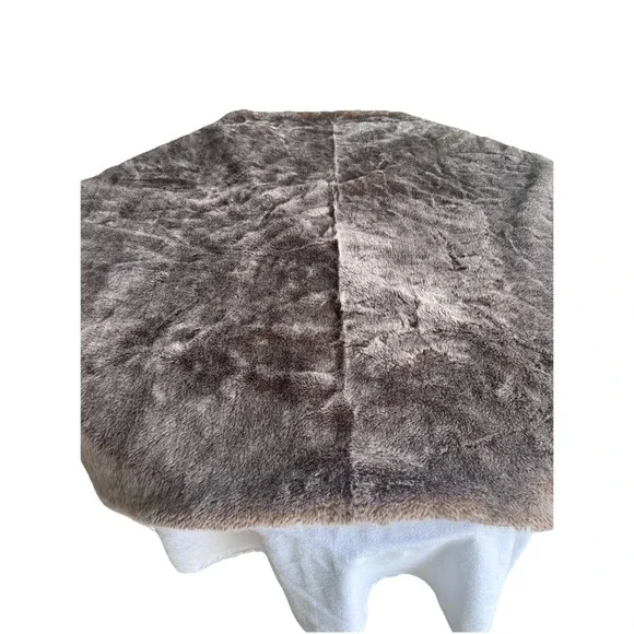 RH Restoration Hardware Faux Fur Throw Blanket Brown Tan Luxurious 50x60