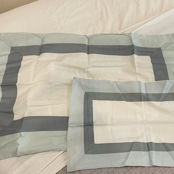 RESTORATION HARDWARE Italian Banded Sateen King Pillow Sham in Silver Sage, Pair