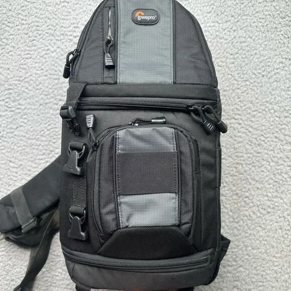 Lowepro Slingshot 102 a camera backpack