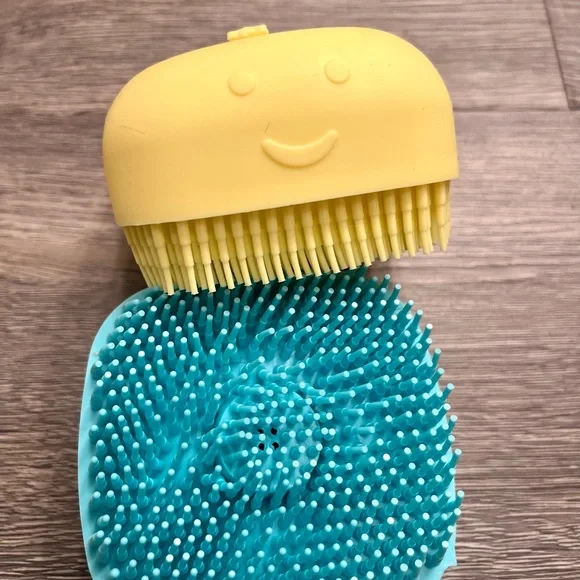 Cat & Dog Bath Shampoo Brush Soft Silicone - Brush Fur Grooming & Cleaning Brush