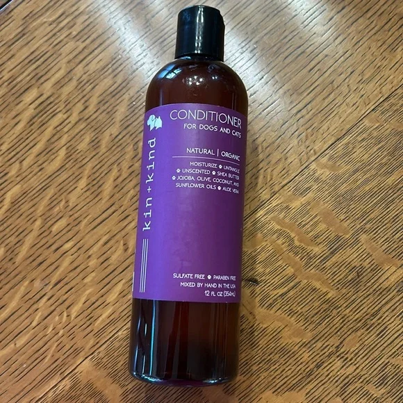 12 oz.Kin & Kind dog conditioner