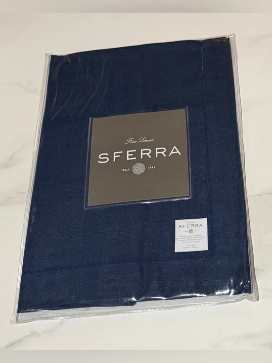 SFERRA 902- festival- navy table Runner-15X72
