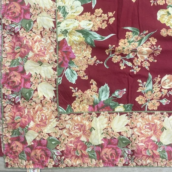 Vintage April Cornell Rectangle Tablecloth‎
