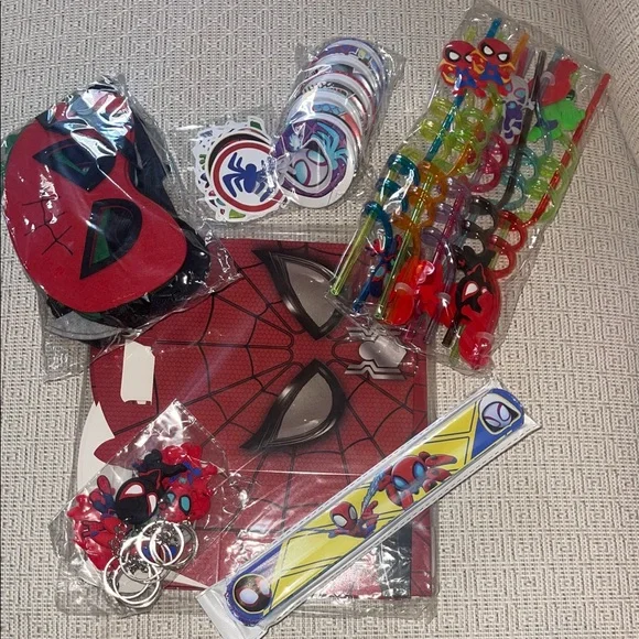 Spider-Man Themed Party Favors with boxes for 10 guests nwt