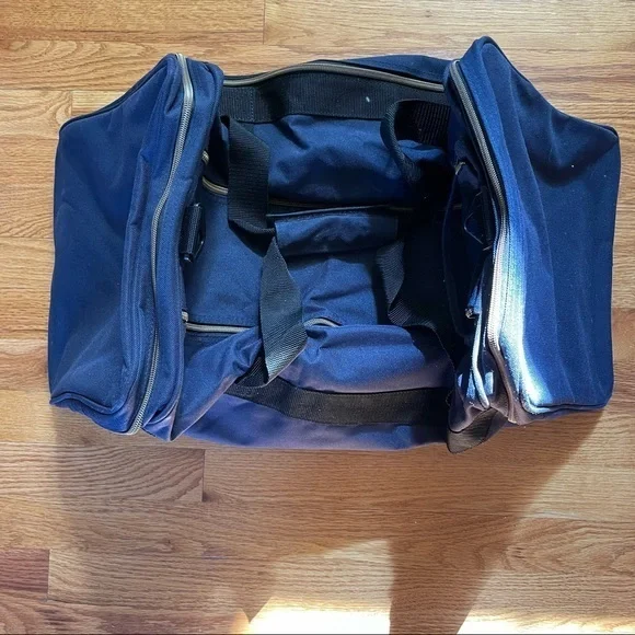Coronado XL Sports Duffel Bag 23.5” Travel Luggage Blue Gym Tote Nylon‎ EUC