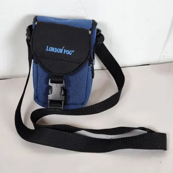 London‎ Fog Brand Medium Camera Bag. great Condition Black blue travel hiking
