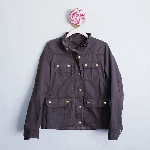 J. Crew‎