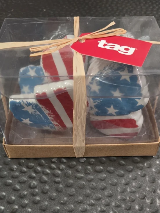 NIB Patriotic Butterfly Ceramic Salt & Pepper Shakers