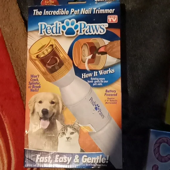 Pet nail trimmers