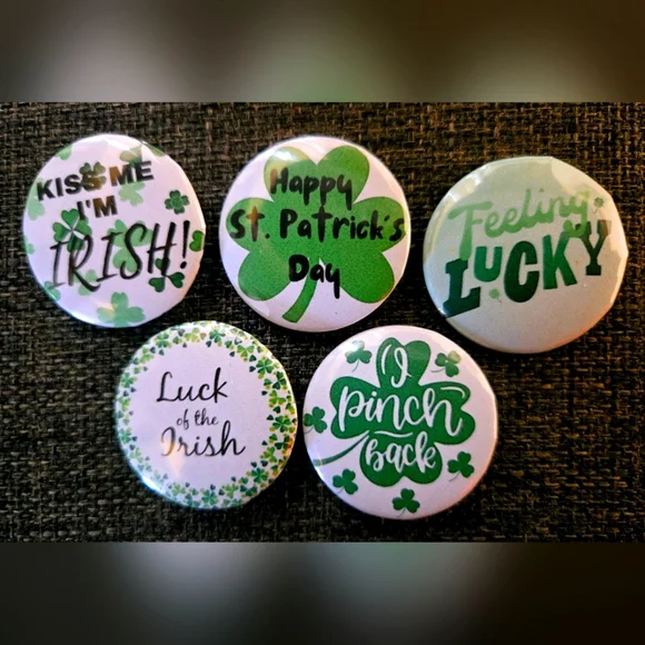 St. Patrick's Day Button Set - Green and White- Set of 5 mini 1inch buttons
