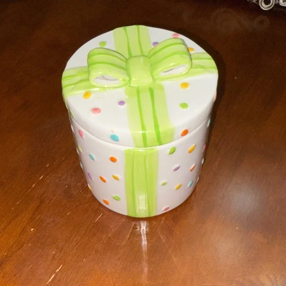 Polka Dot Gift Box Ceramic Container
