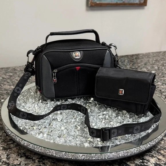 SwissGear Black and Gray camera bag crossbody Messenger Bag Set EUC