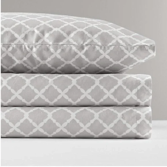 RH Trellis Print Crib Fitted Sheet - French Blue